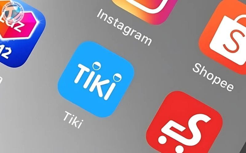 Dùng tính năng định vị trong các app mua sắm để tìm cửa hàng văn phòng phẩm gần đây nhất
